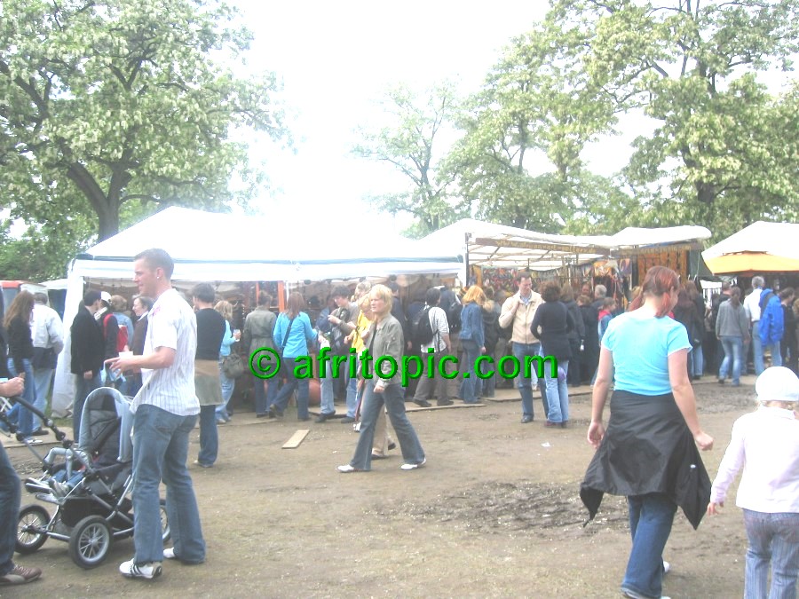 ../Images/afw2006b 233.jpg